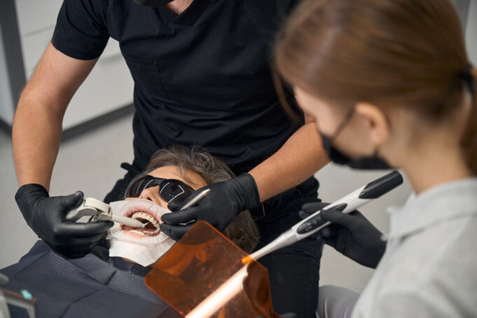 Mastering the Laser: A Comprehensive Guide for Dentists